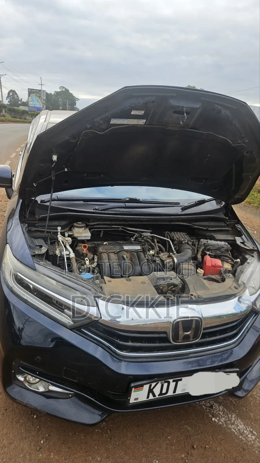 Honda Shuttle 1.5 Hybrid 2WD 2018 Blue