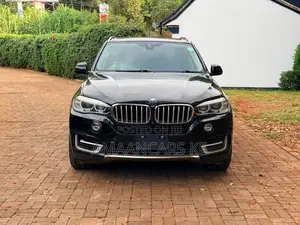 BMW X5 xDrive50i 4dr SUV AWD (4.4L 8cyl Turbo 8A) 2014 Black