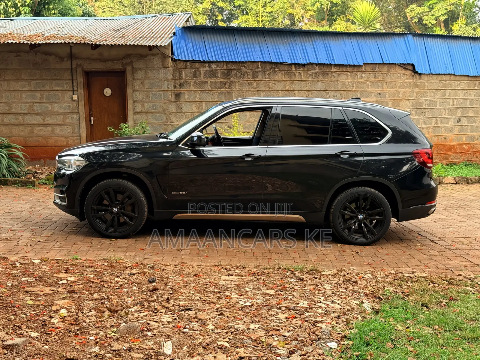 BMW X5 xDrive50i 4dr SUV AWD (4.4L 8cyl Turbo 8A) 2014 Black
