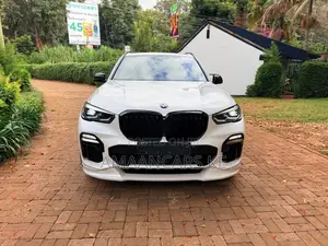 BMW X5 M50d 2019 White