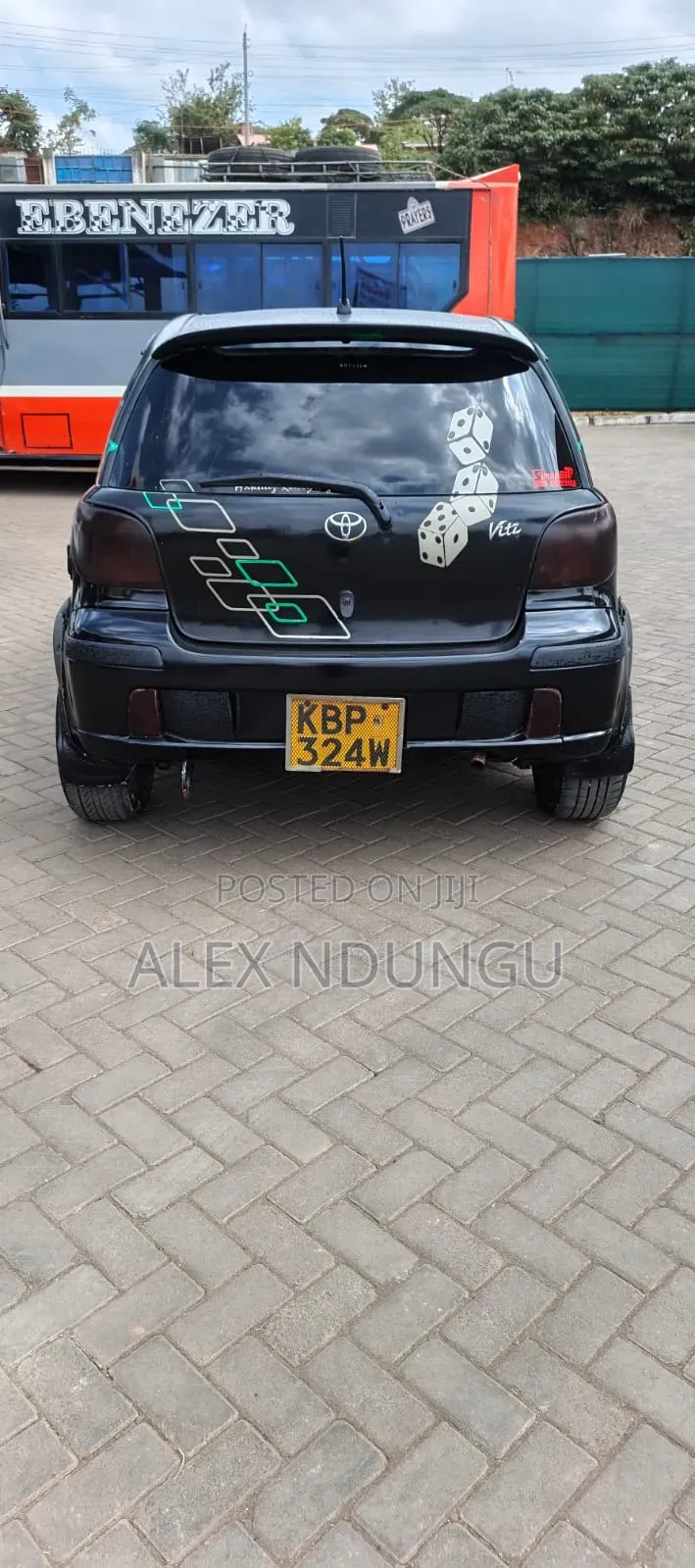 Toyota Vitz 2004 Black
