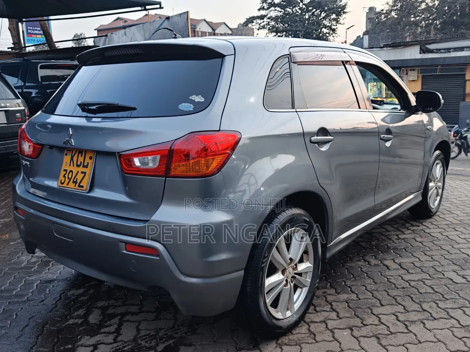 Mitsubishi RVR 2.0 2011 Gray