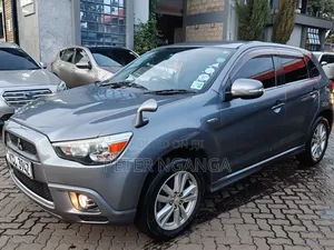 Mitsubishi RVR 2.0 2011 Gray