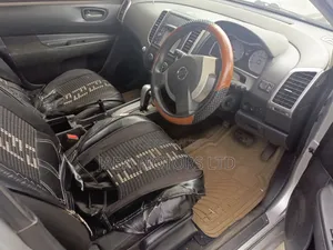 Nissan Wingroad 2014 Silver