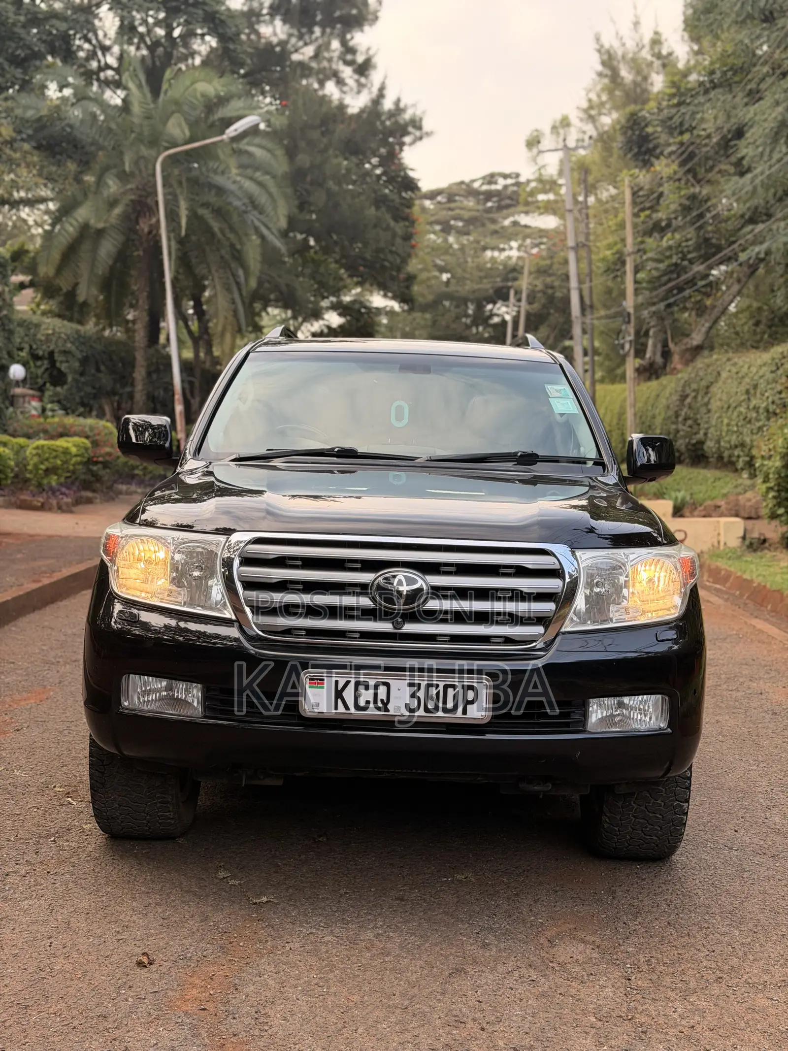 Toyota Land Cruiser 2011 Black