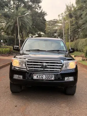 Toyota Land Cruiser 2011 Black