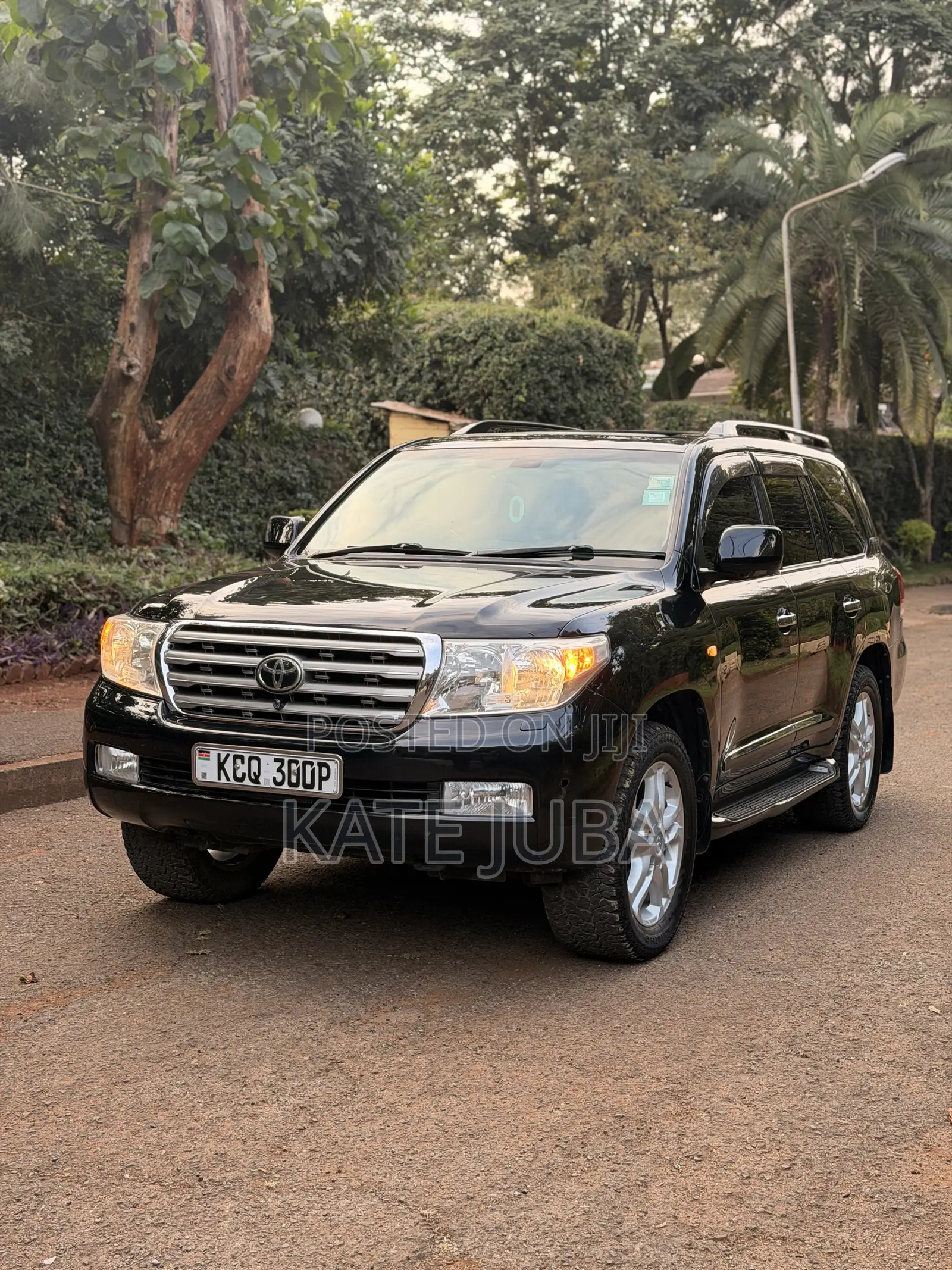 Toyota Land Cruiser 2011 Black