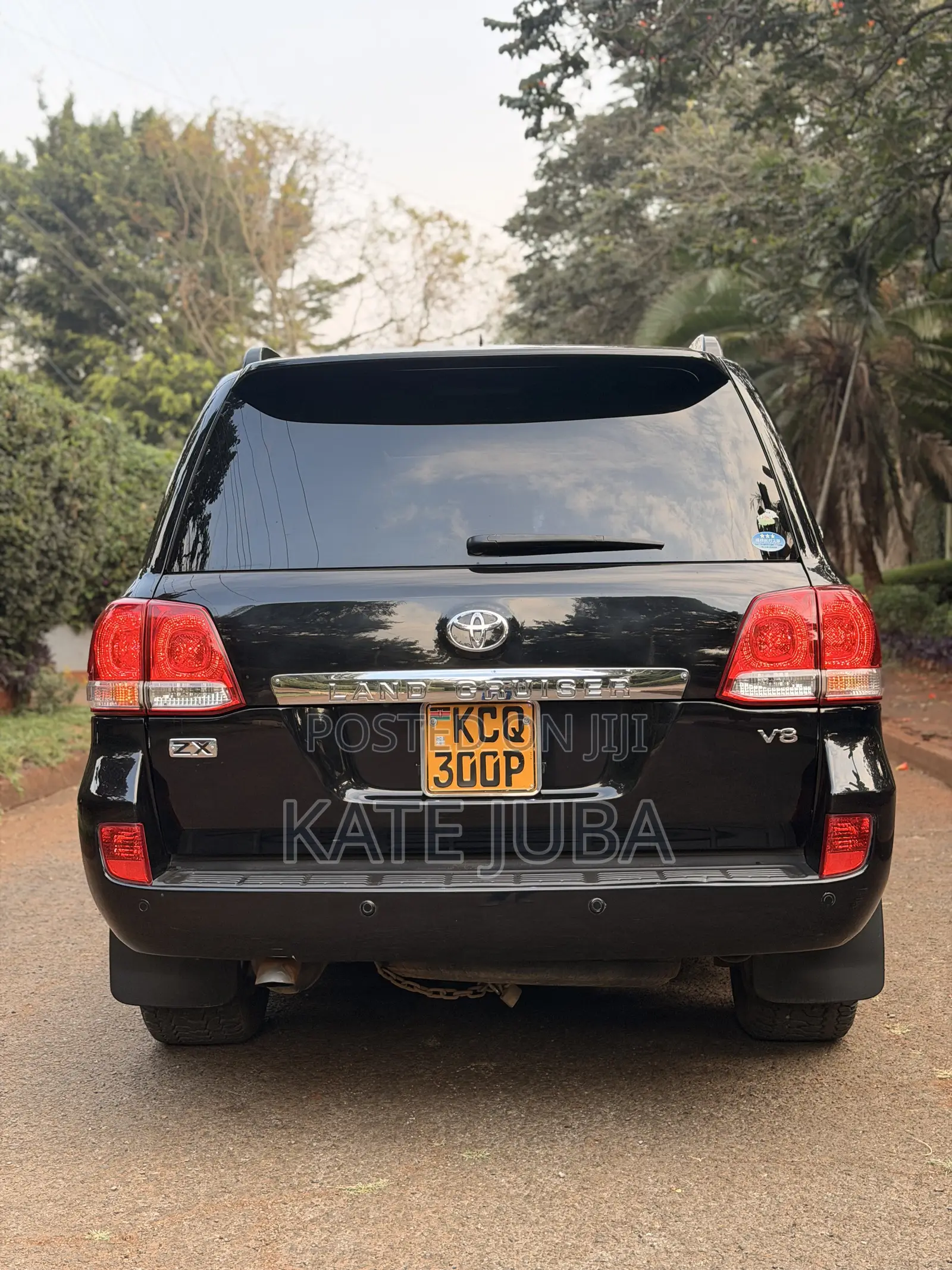Toyota Land Cruiser 2011 Black