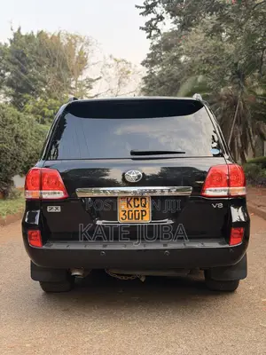 Toyota Land Cruiser 2011 Black