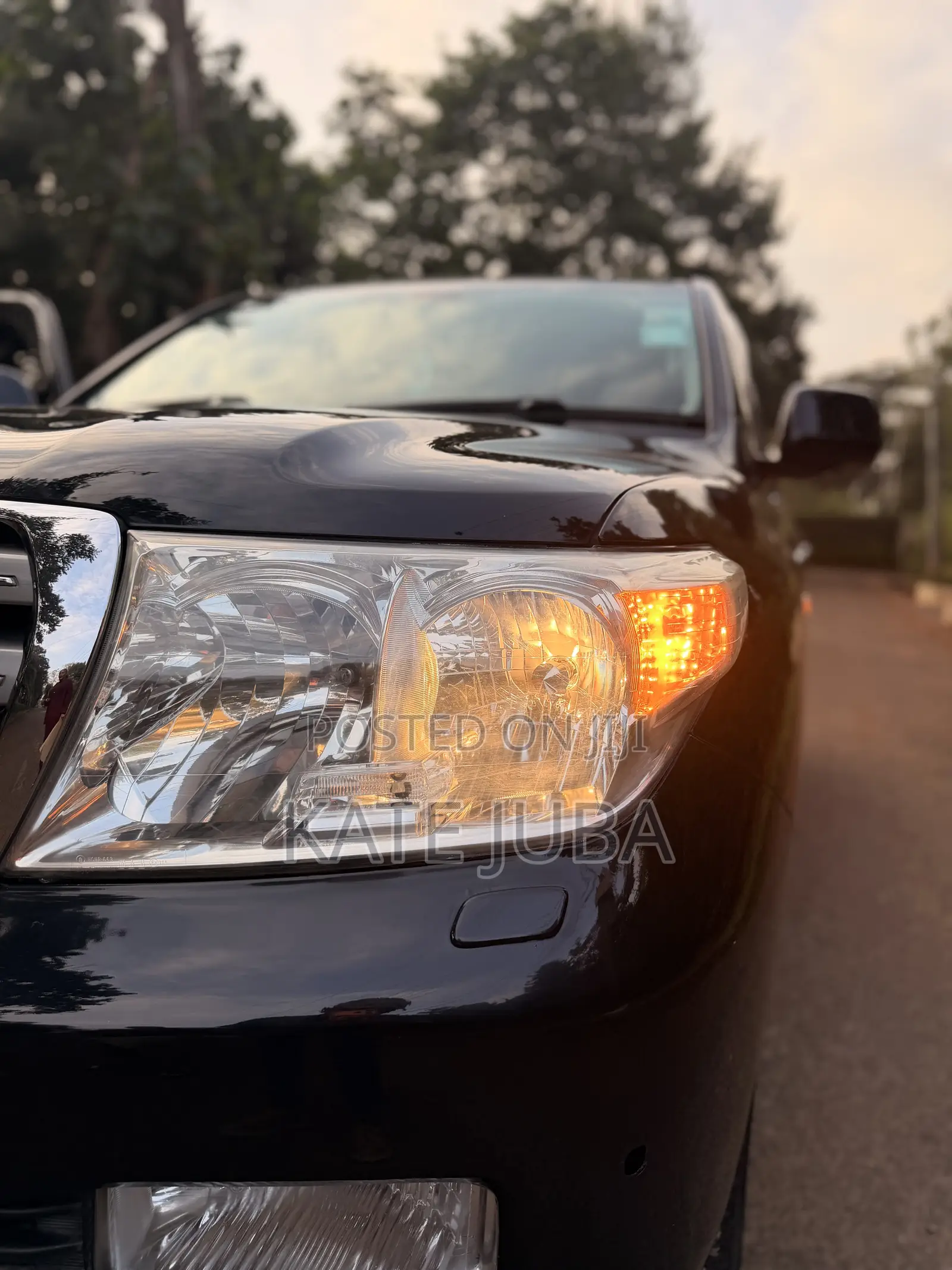 Toyota Land Cruiser 2011 Black
