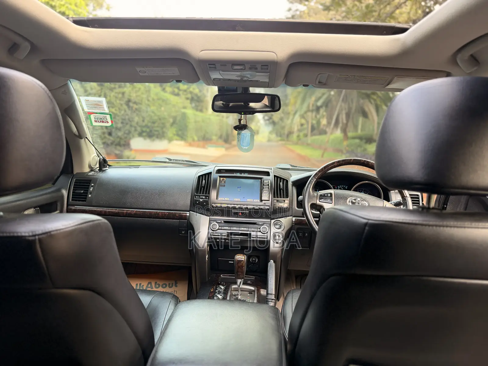 Toyota Land Cruiser 2011 Black