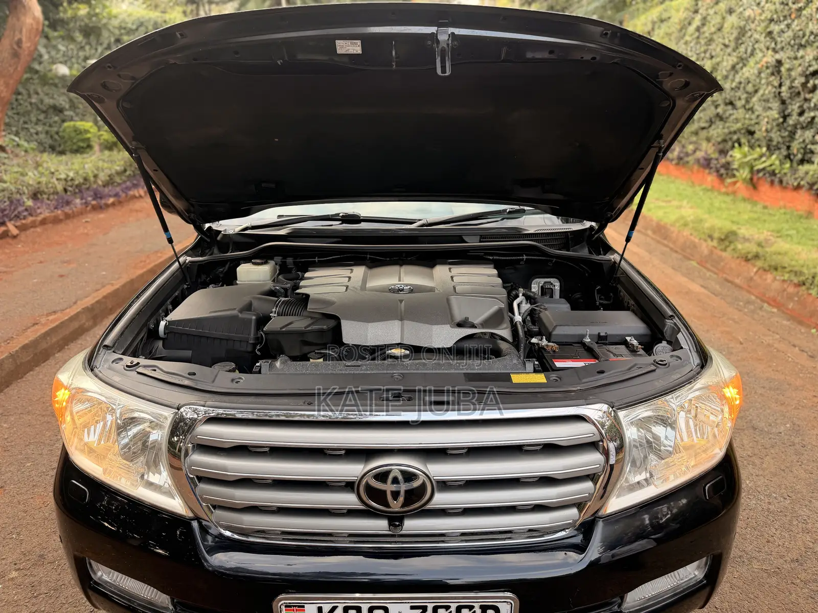 Toyota Land Cruiser 2011 Black