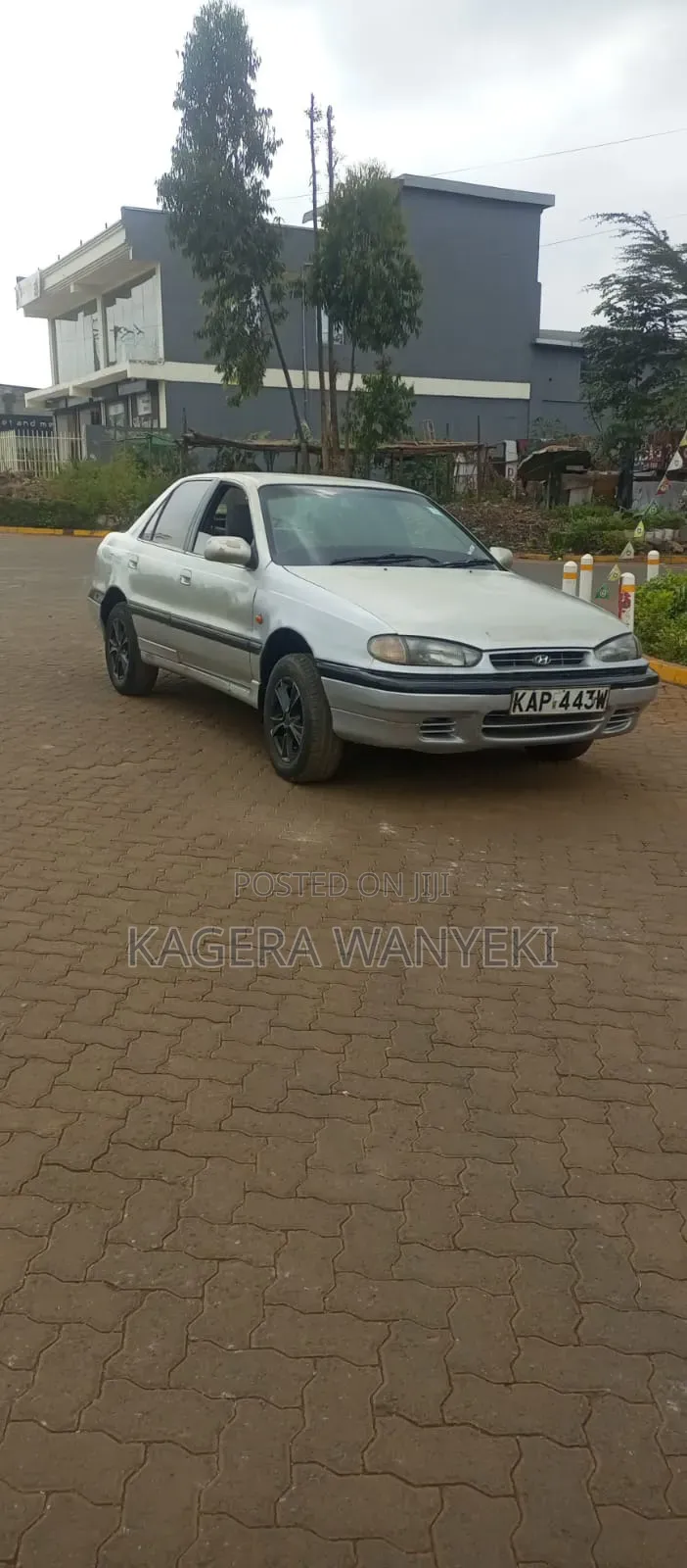 Hyundai Elantra 2003 Silver