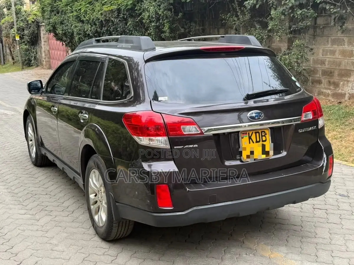 Subaru Outback 2014 Black