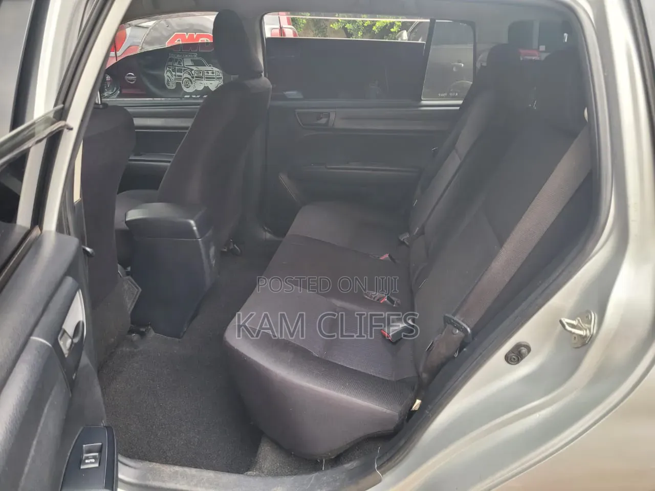 Toyota Corolla Fielder 2016 Silver