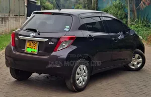 Toyota Vitz 2013 Brown