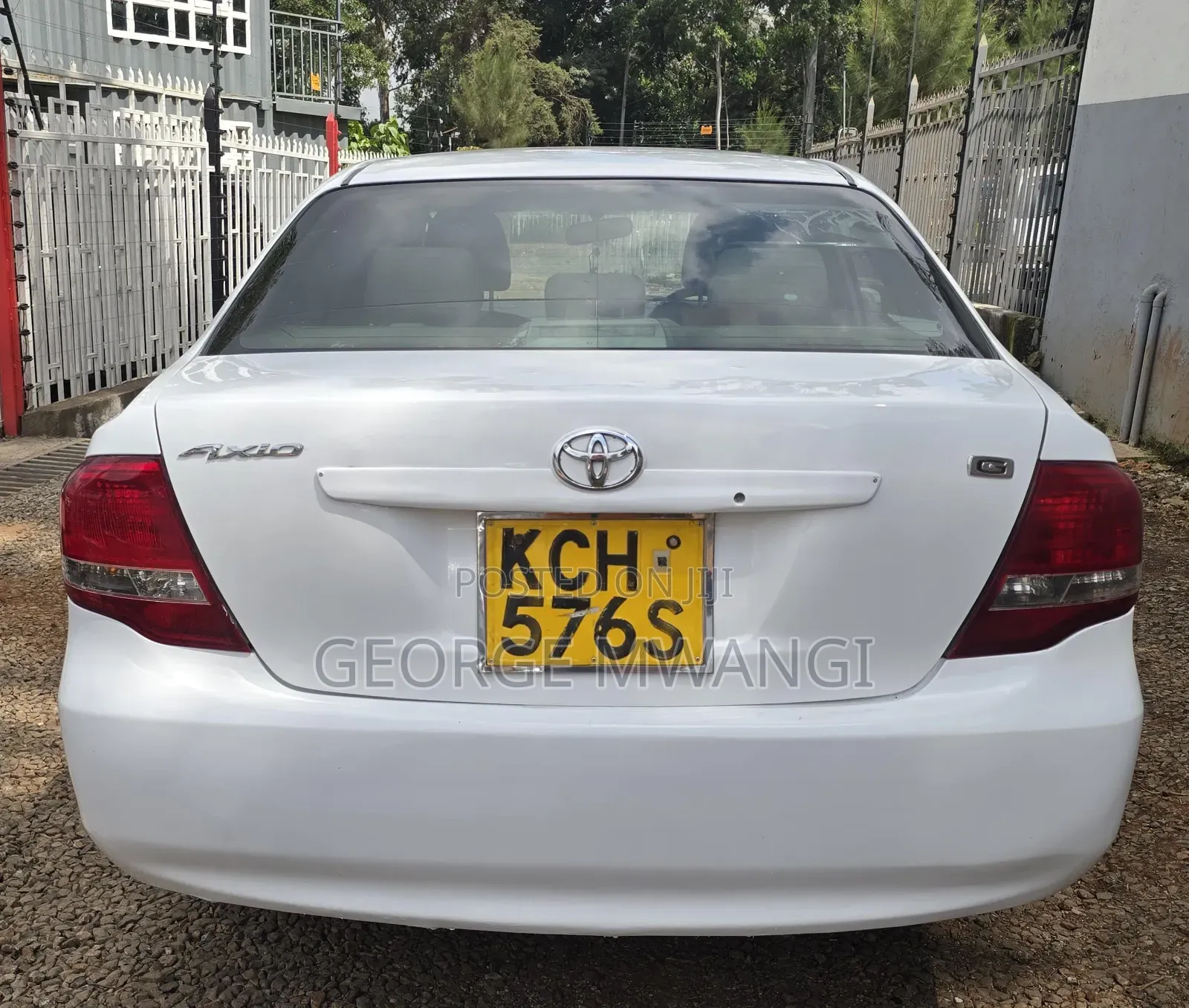 Toyota Axio 2010 White