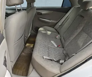 Toyota Axio 2010 White