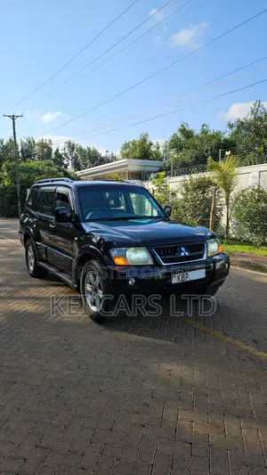 Mitsubishi Shogun 2004 Black