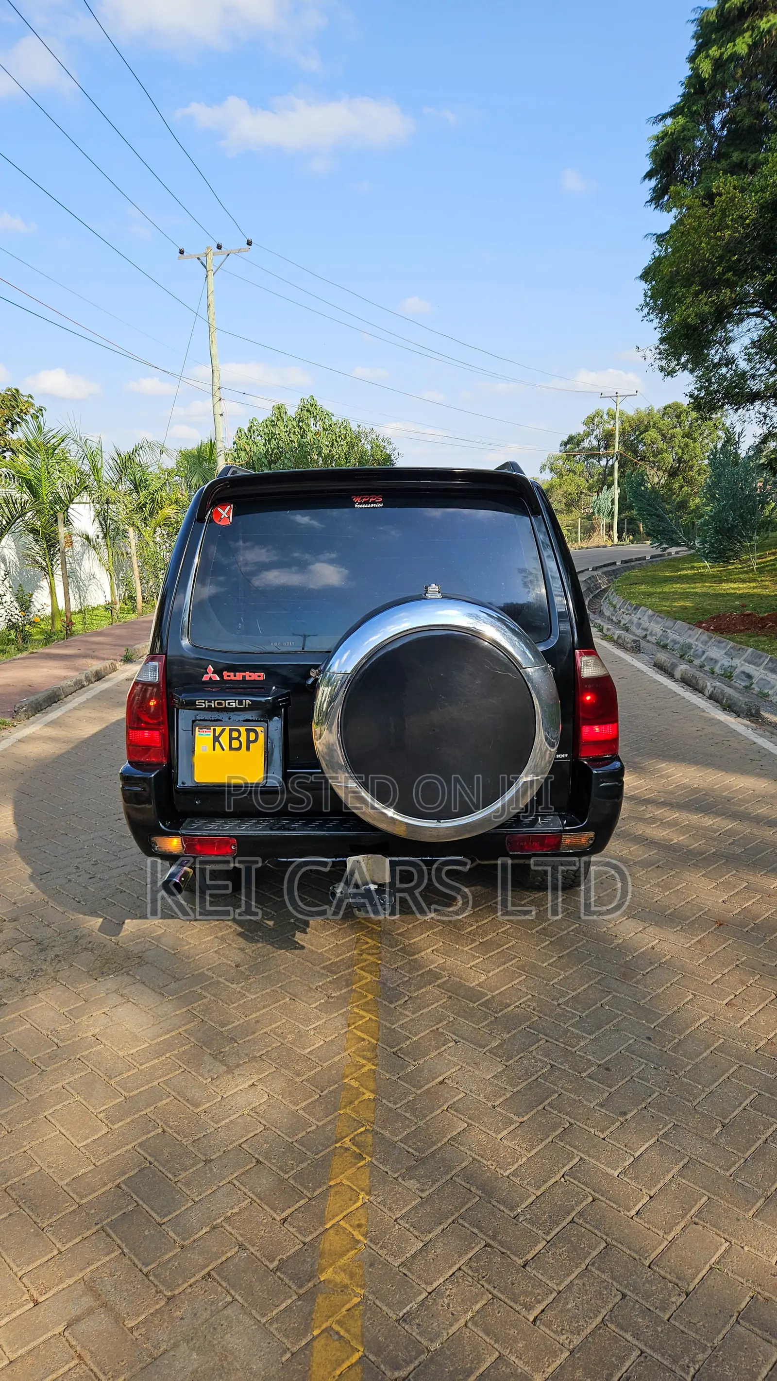 Mitsubishi Shogun 2004 Black
