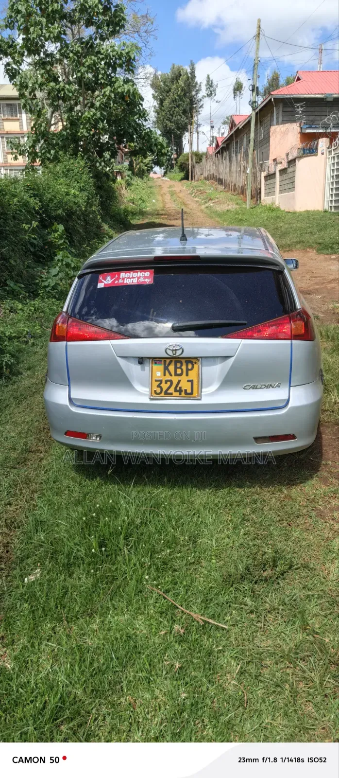 Toyota Caldina 2006 Silver