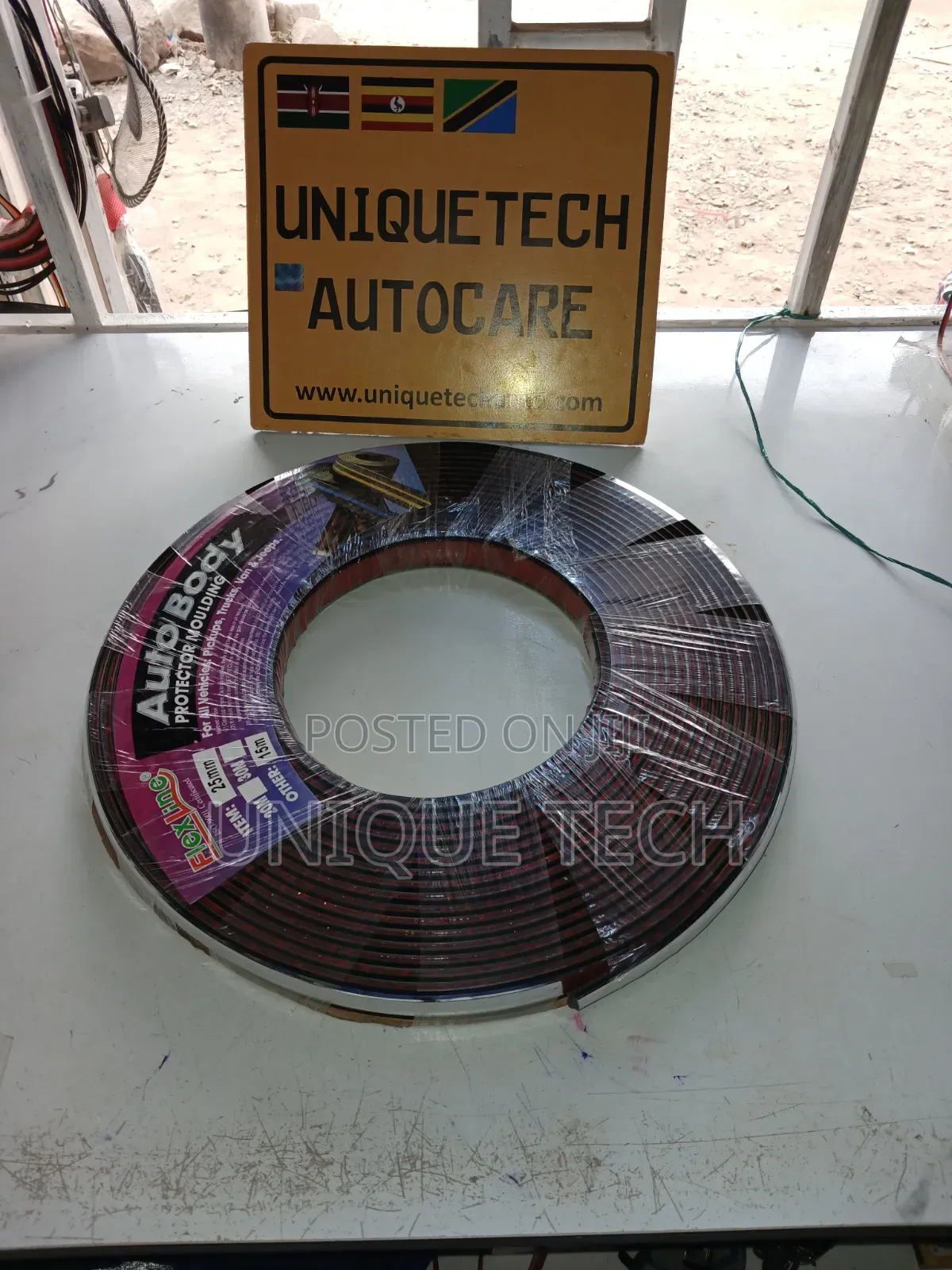 Auto Body Moulding Protector (Per Meter) Car Body Side Moulding
