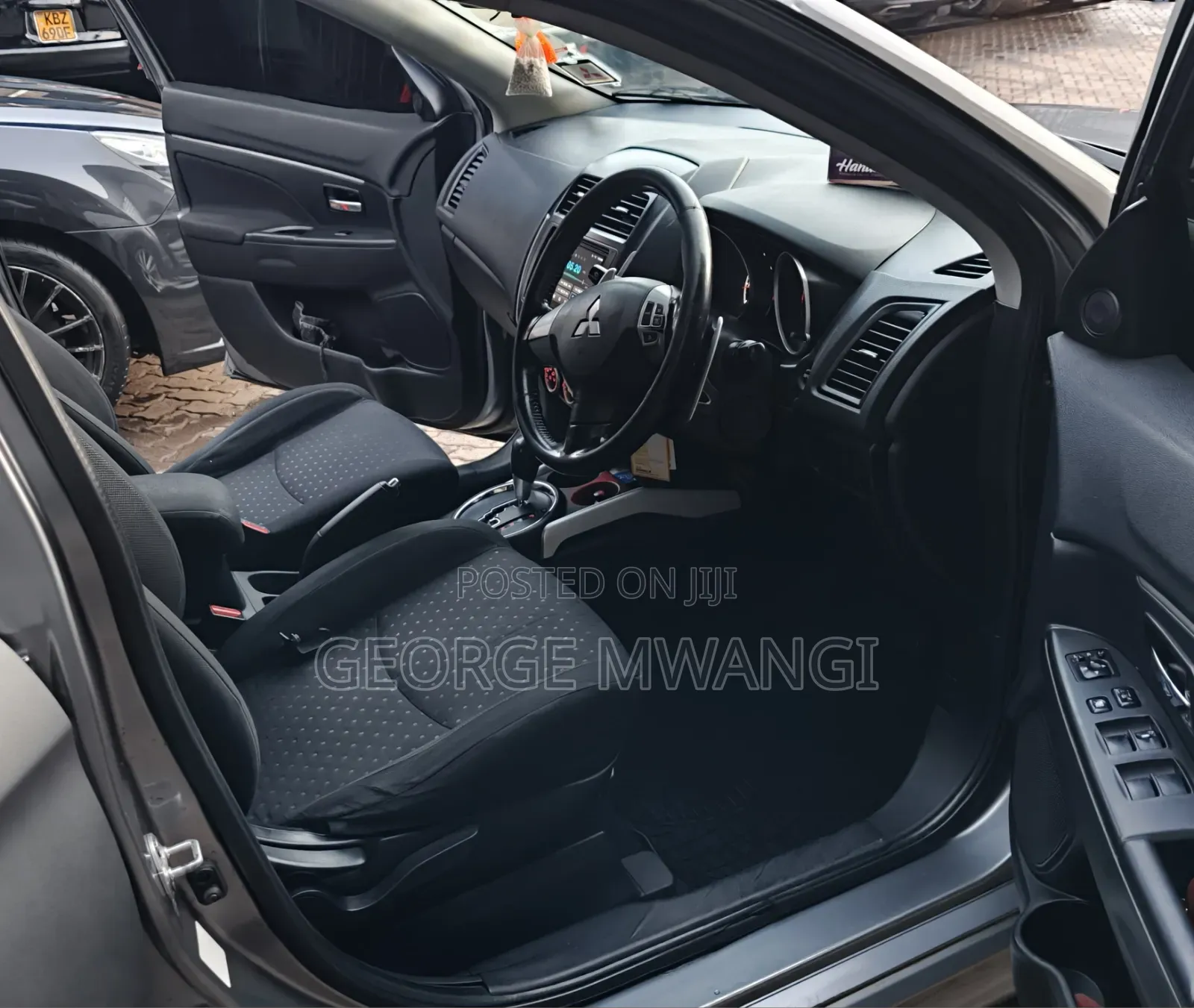 Mitsubishi RVR 2010 Silver