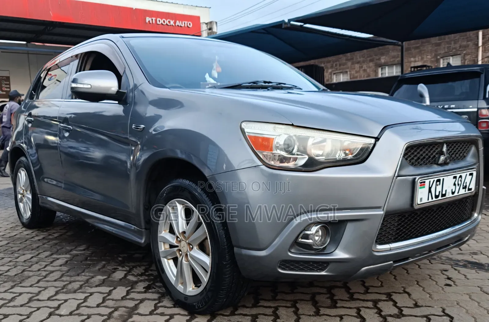 Mitsubishi RVR 2010 Silver