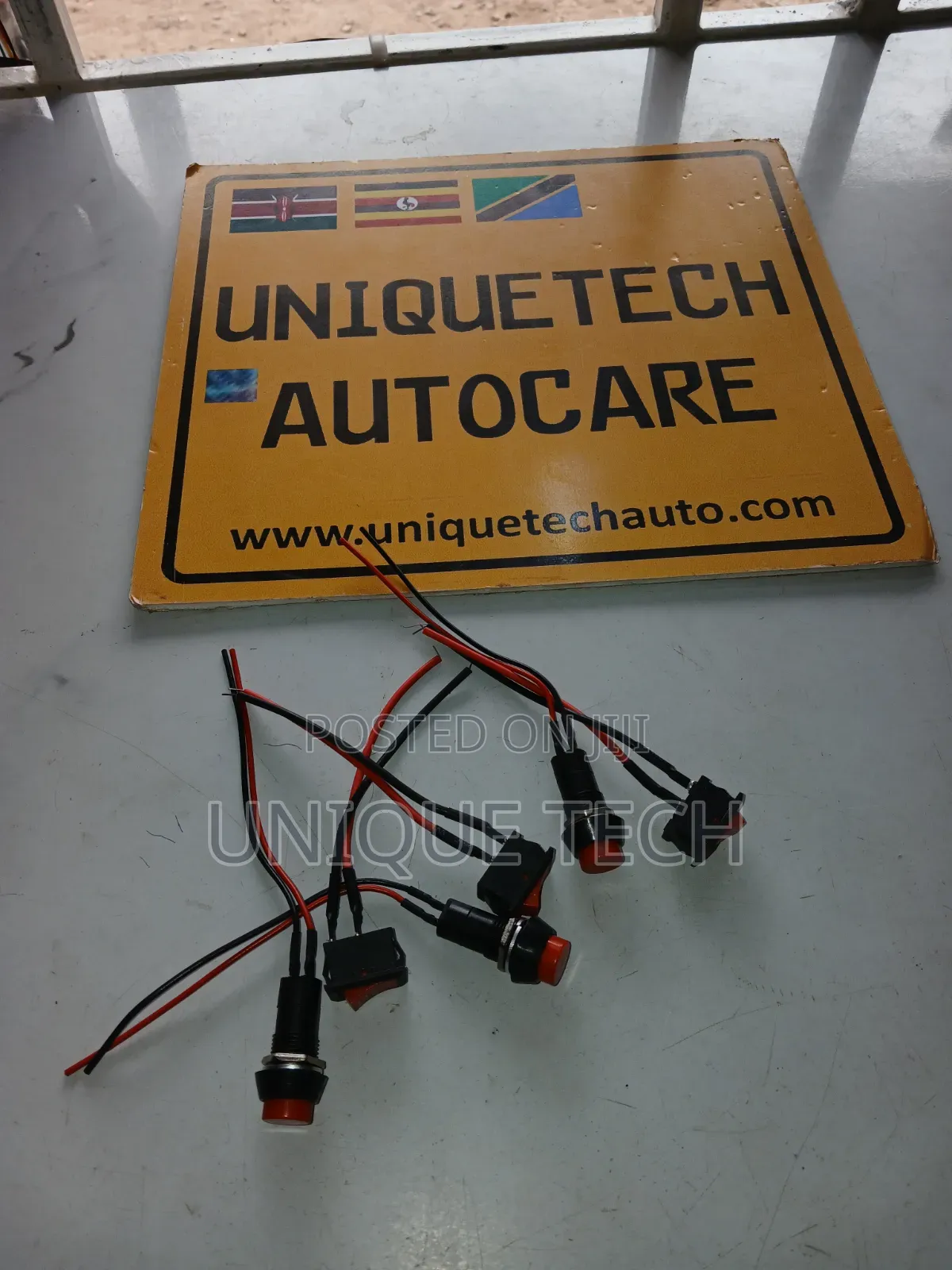 Medium Button Switch Car Button Switch
