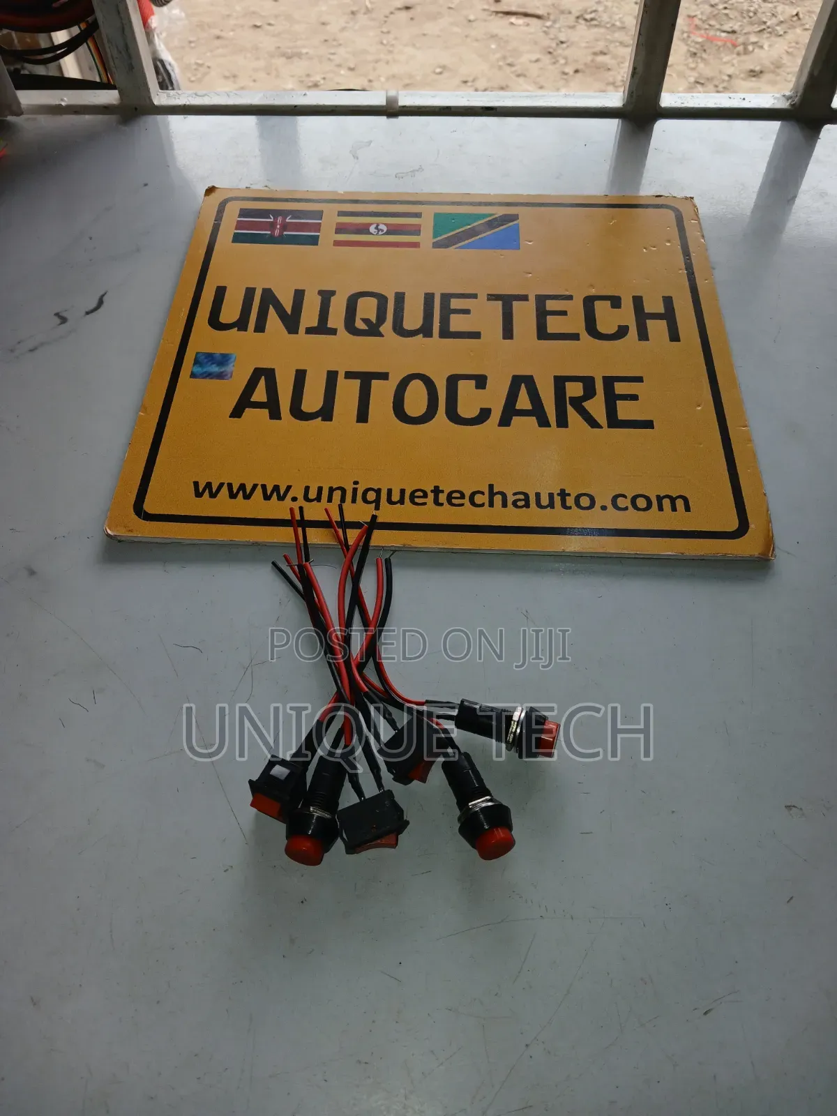 Medium Button Switch Car Button Switch