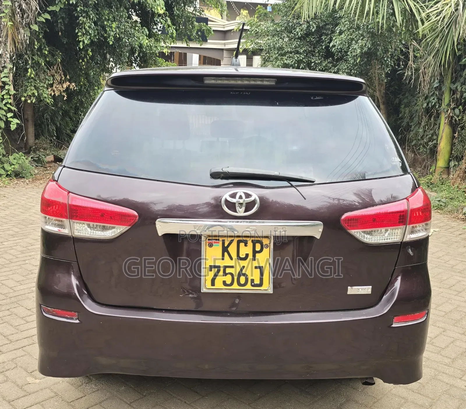 Toyota Wish 2010 Maroon