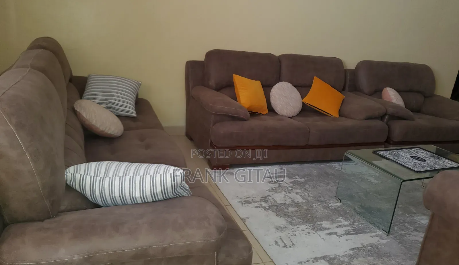 Selling My Sofa Sets
