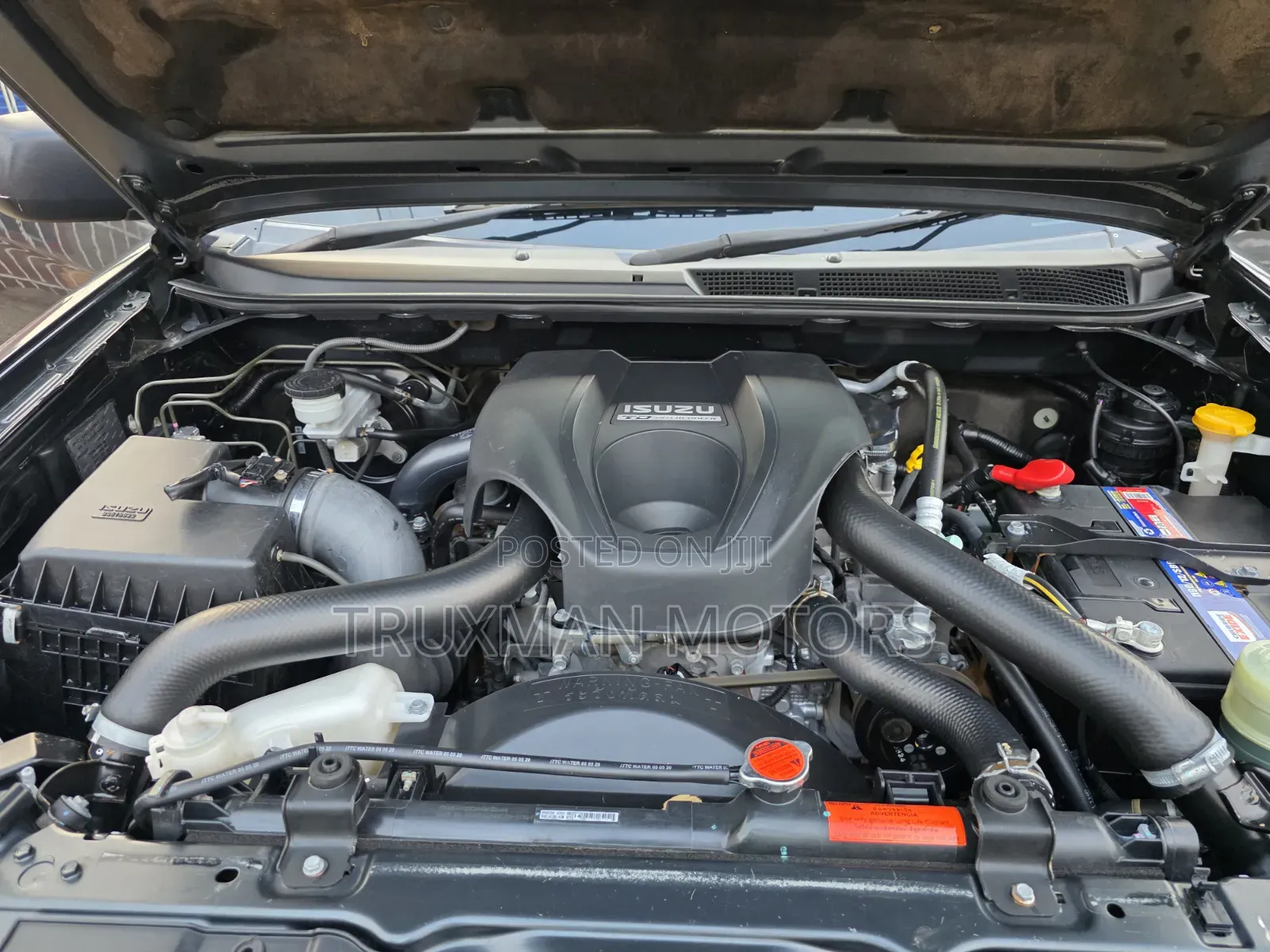 Isuzu D-MAX 2020 Gray