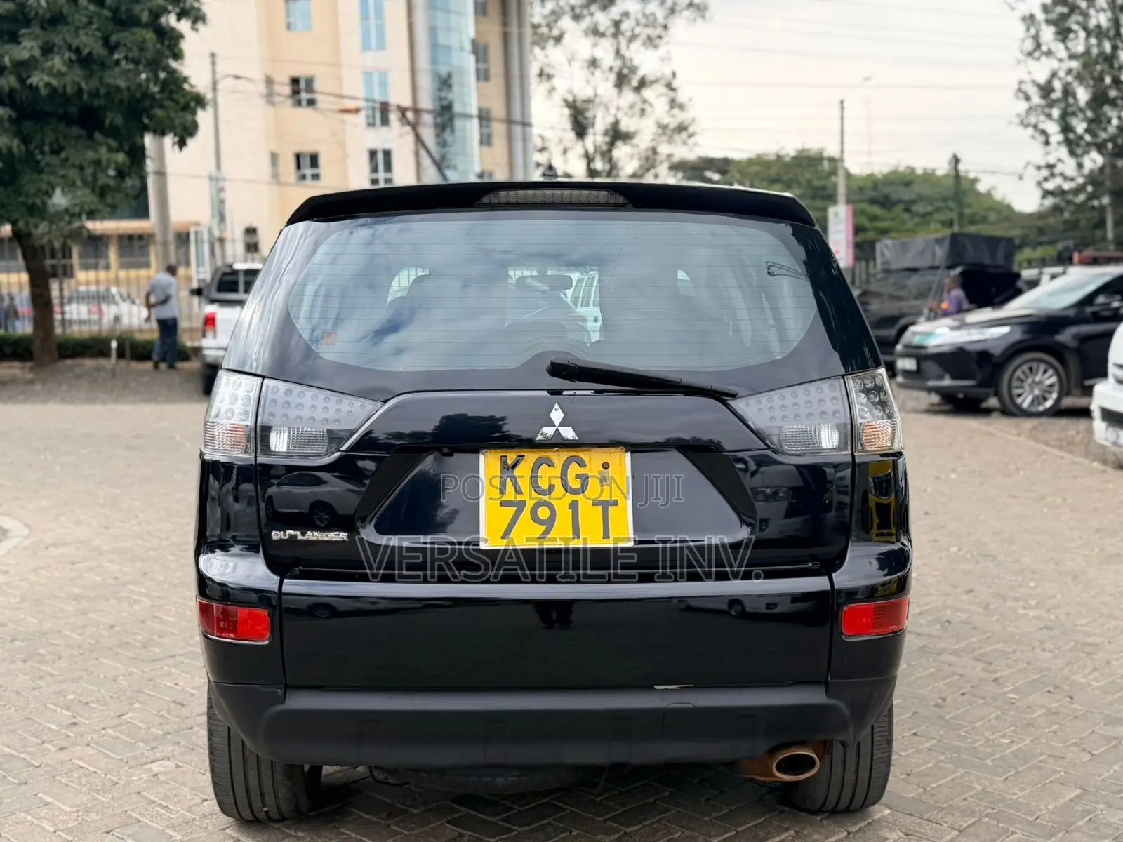 Mitsubishi Outlander 2010 Black