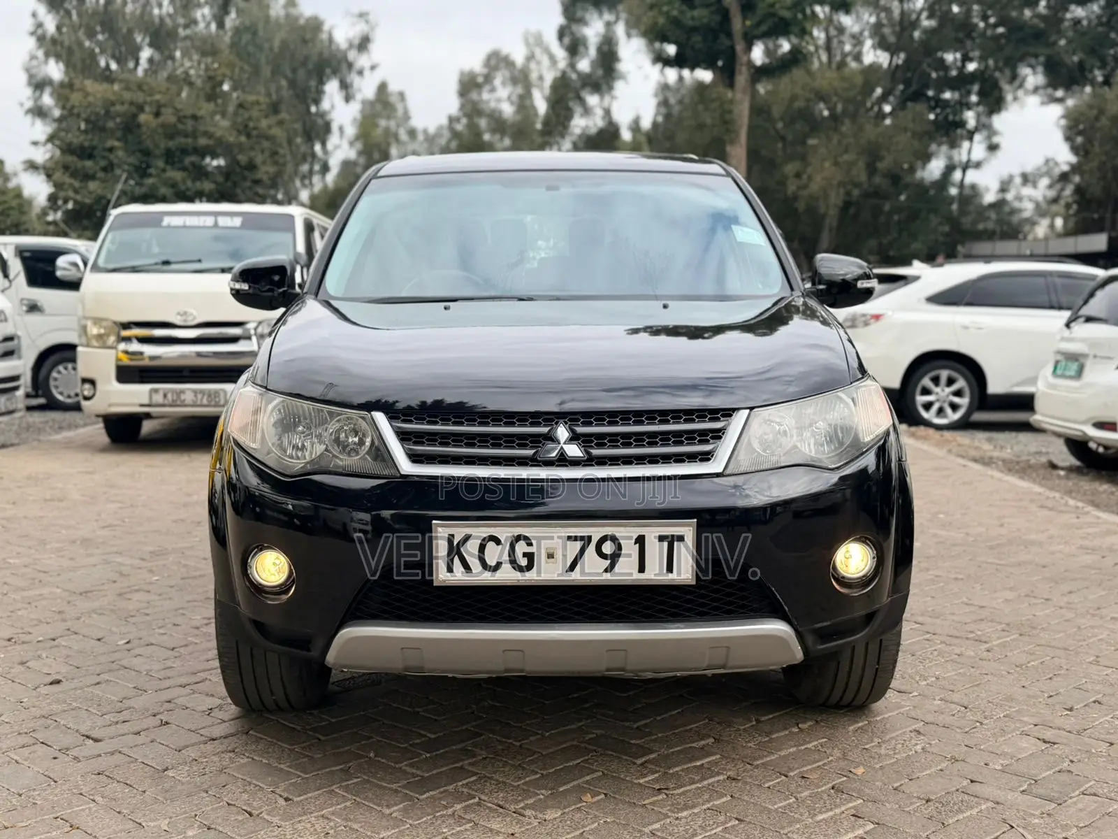 Mitsubishi Outlander 2010 Black