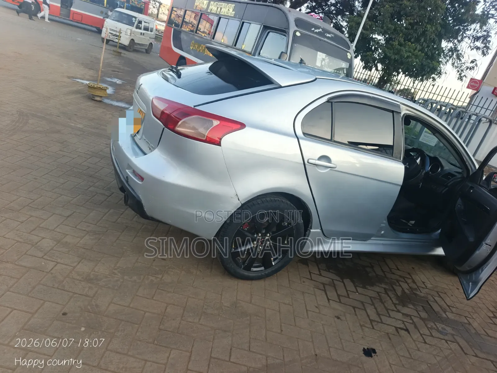 Mitsubishi Galant 2012 Gray