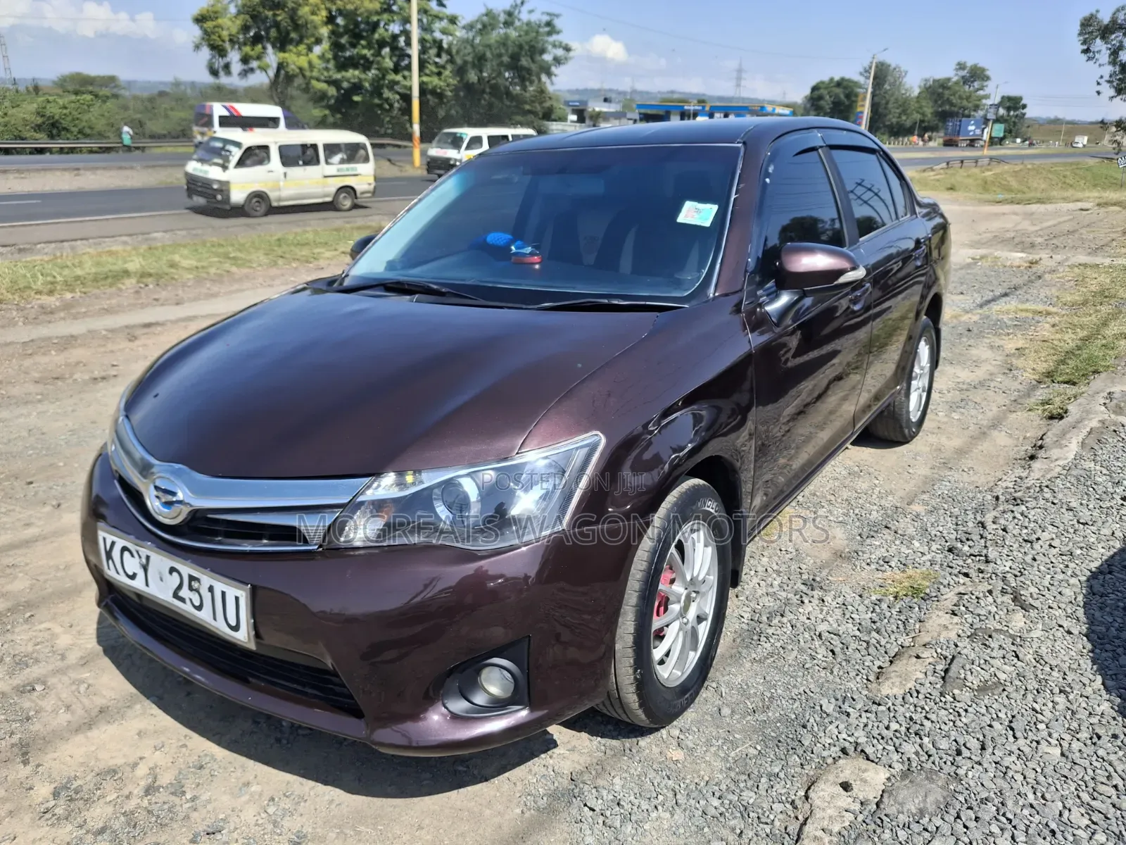 Toyota Axio 2015 Maroon