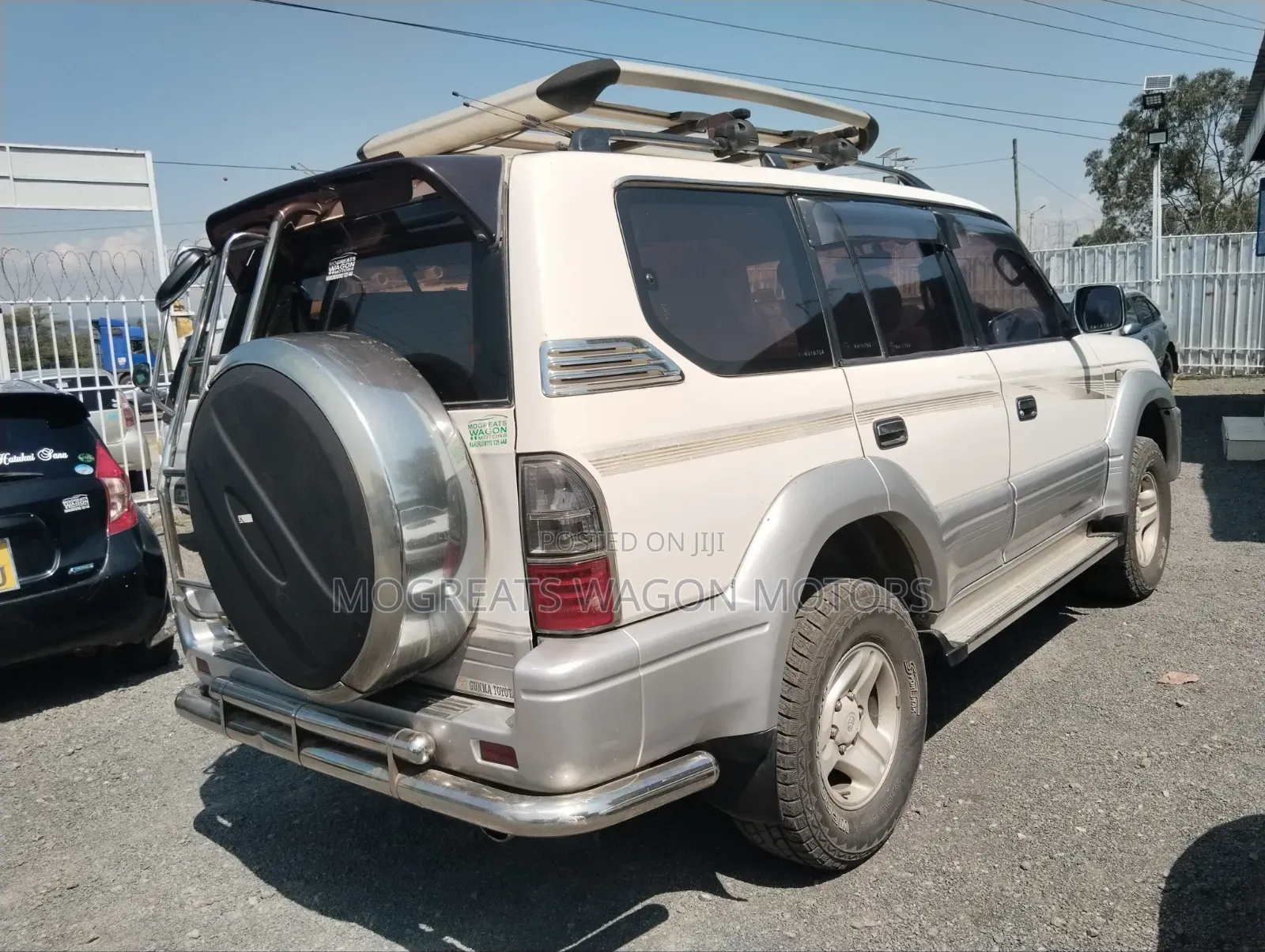 Toyota Land Cruiser Prado 2000 White