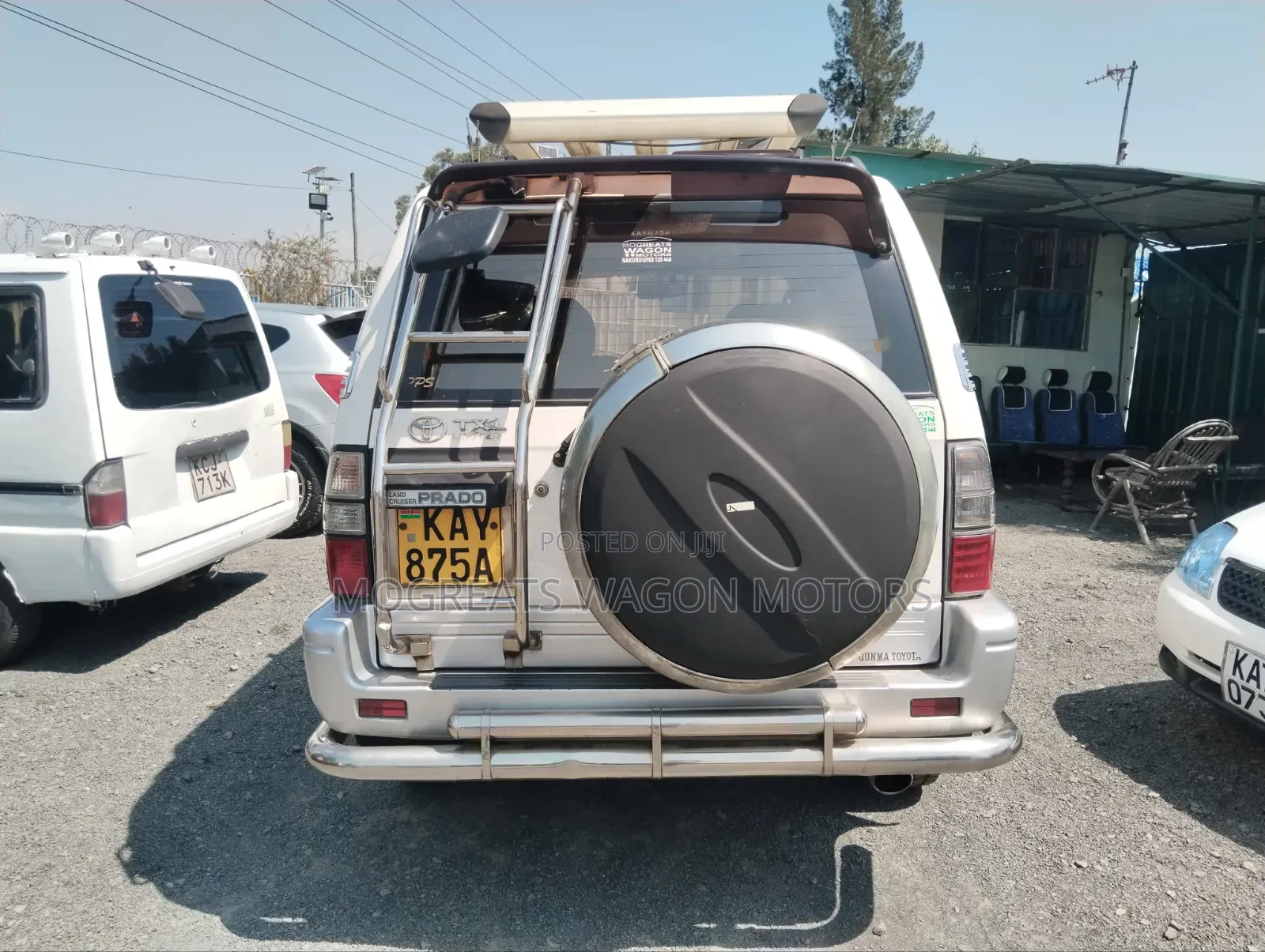Toyota Land Cruiser Prado 2000 White