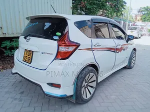 Nissan Note 2017 White