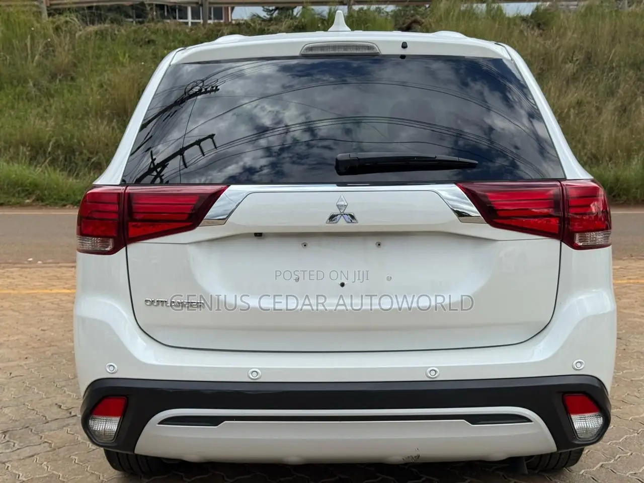 Mitsubishi Outlander 2020