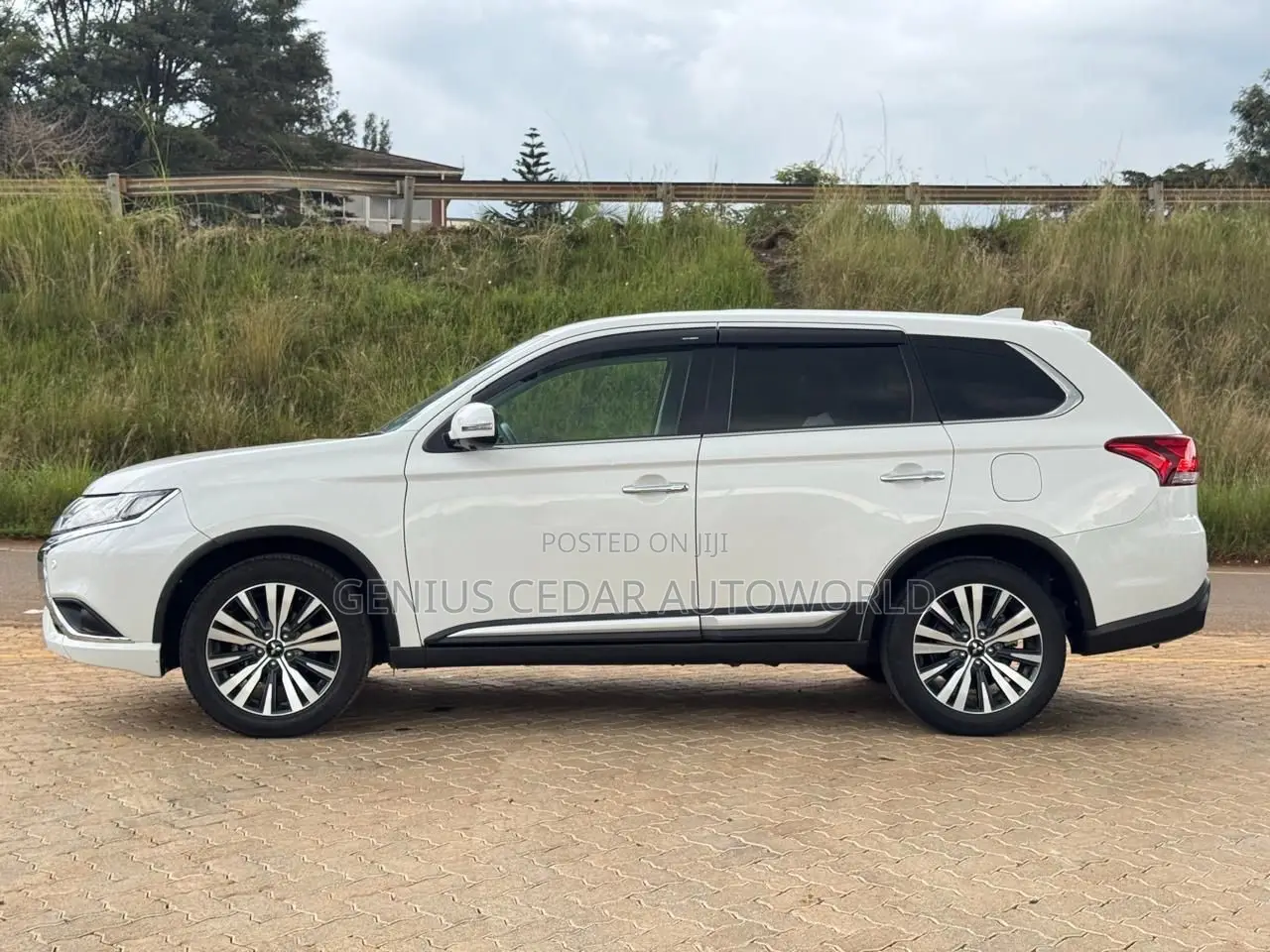 Mitsubishi Outlander 2020