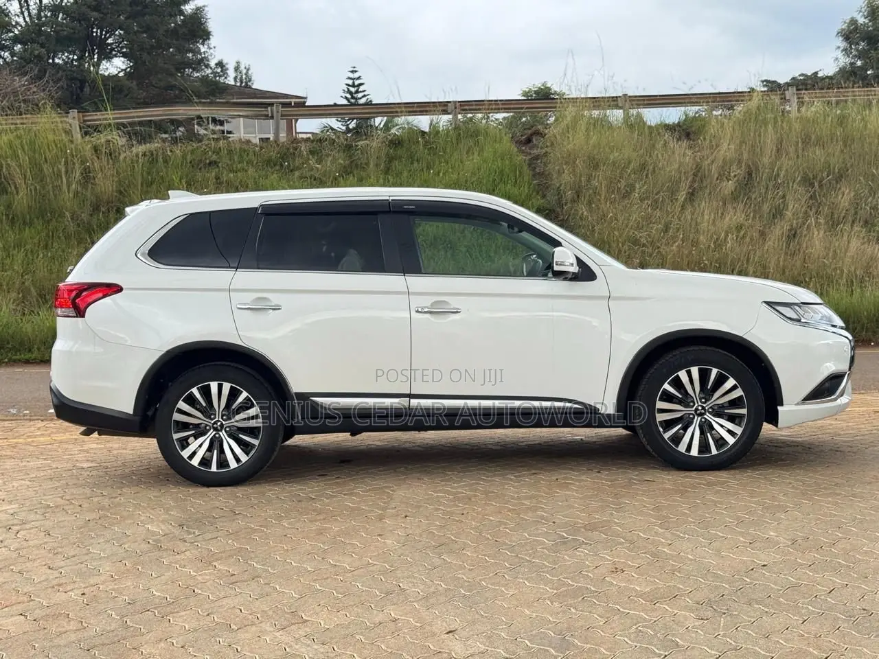 Mitsubishi Outlander 2020