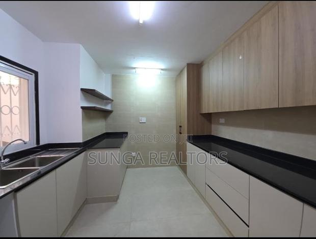 3bdrm House in Raphta Road Area for rent - thumbnail 5