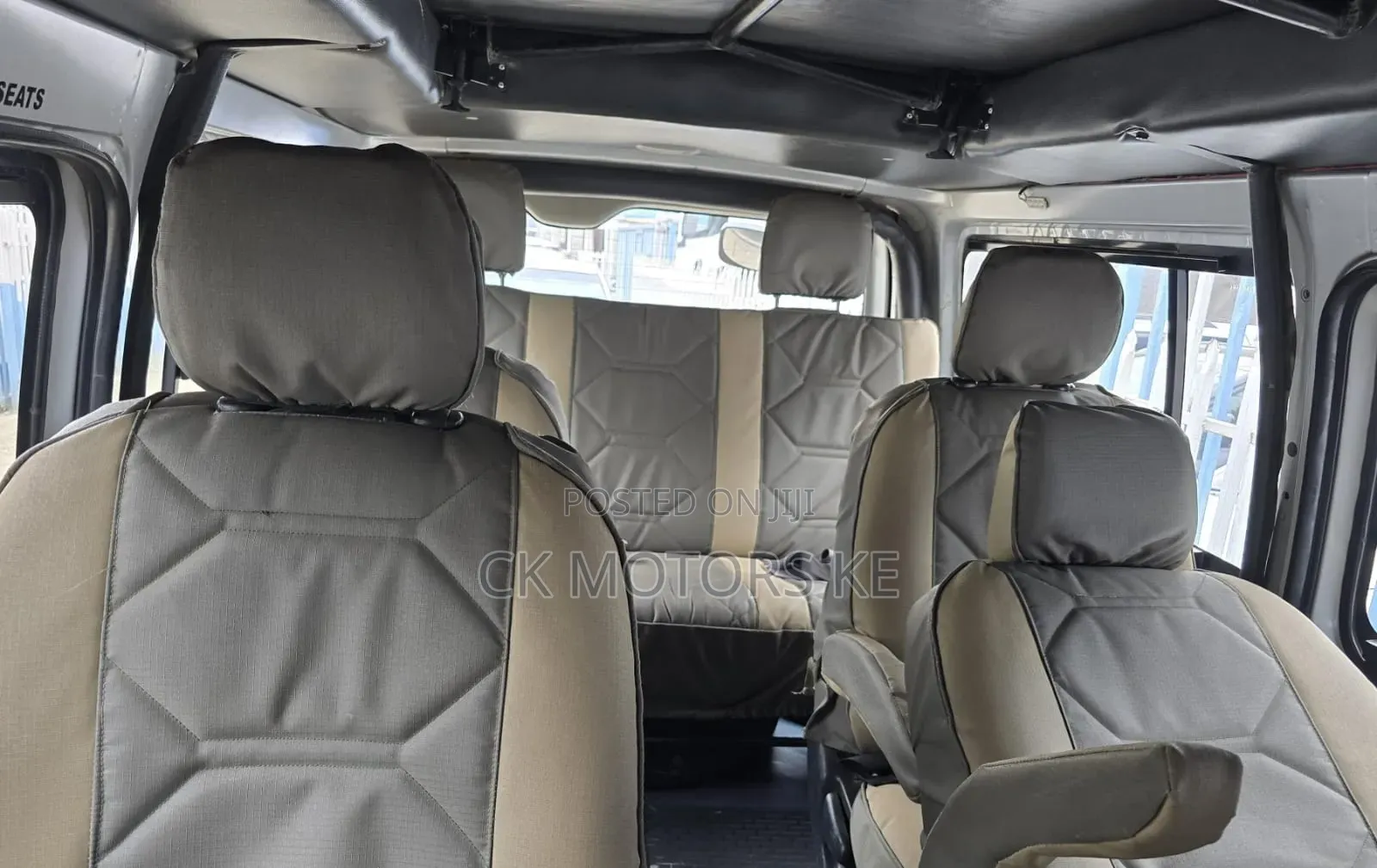Toyota HiAce 2016 Silver