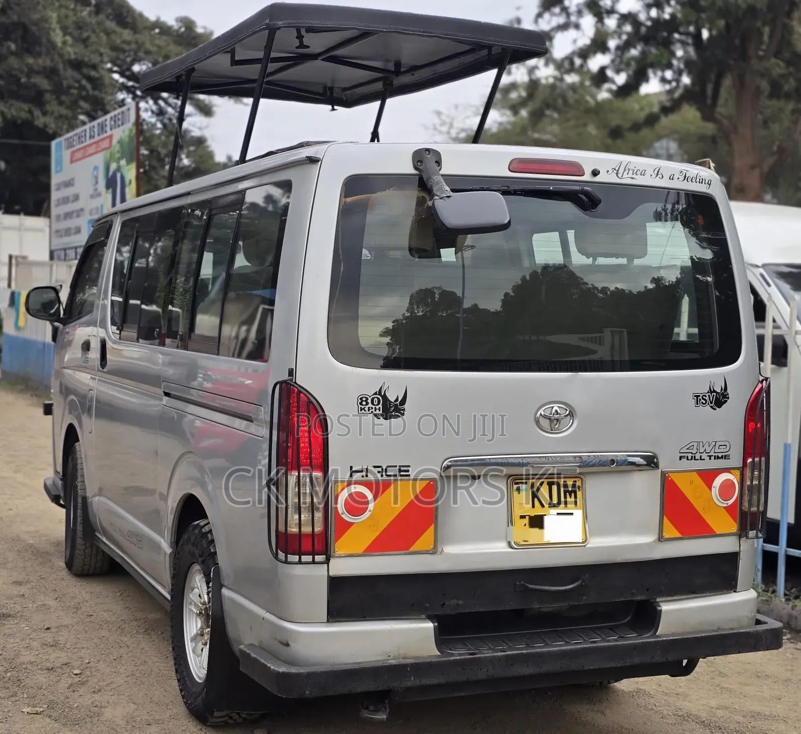 Toyota HiAce 2016 Silver