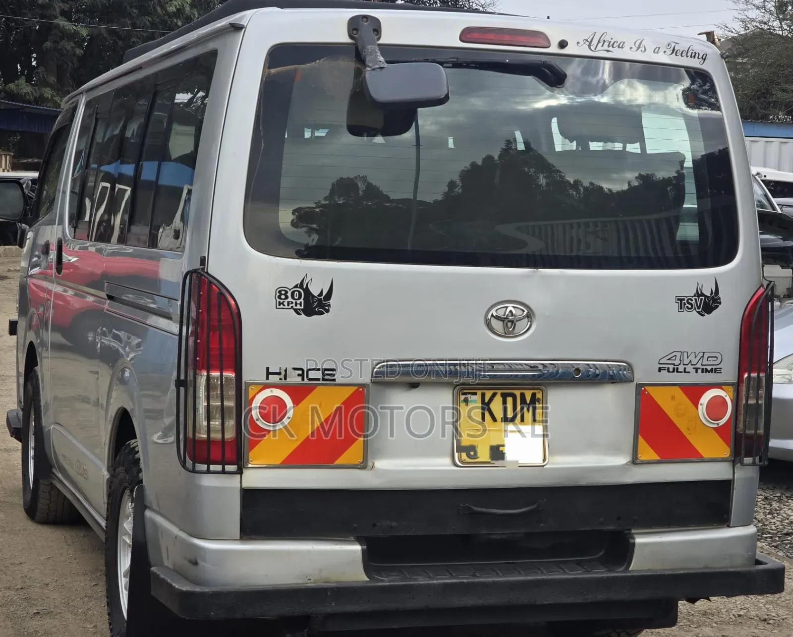 Toyota HiAce 2016 Silver