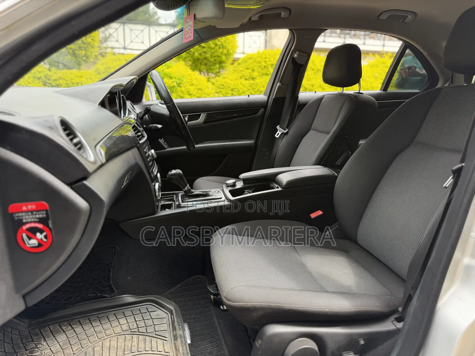 Mercedes-Benz C200 2011 Silver