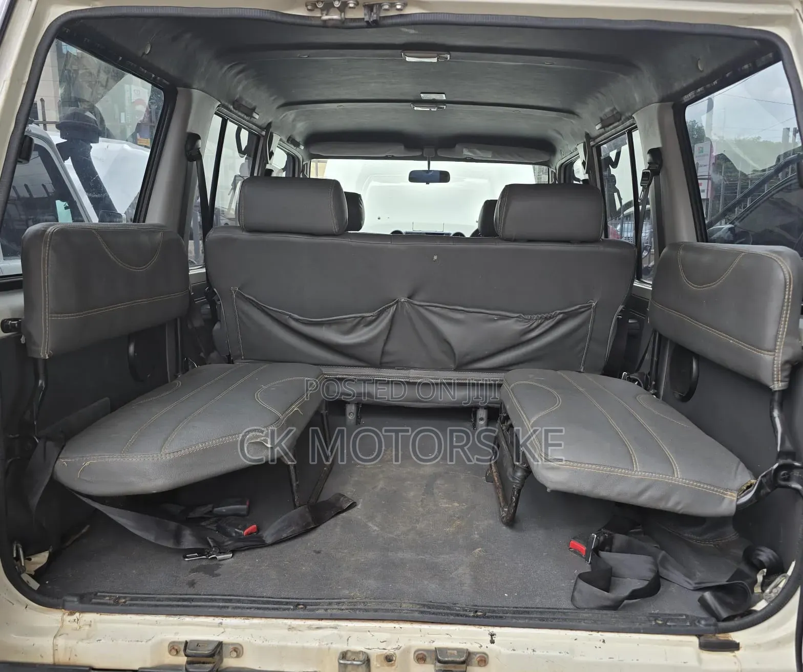 Toyota Land Cruiser 2016 White