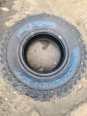 265 /75 R16 Cooper Tires Discovery S/T Maxx All-Terrain